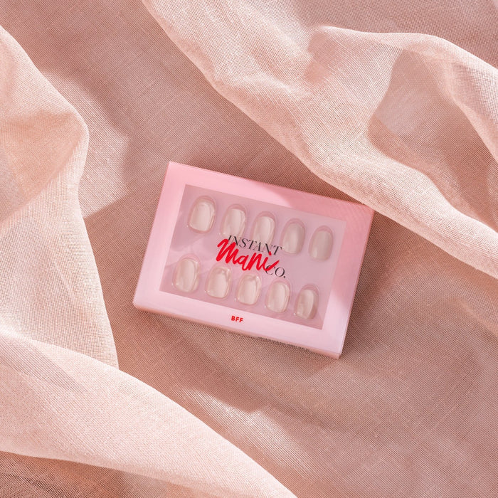 Instant Mani Co. Extra Short BFF Press on Nails