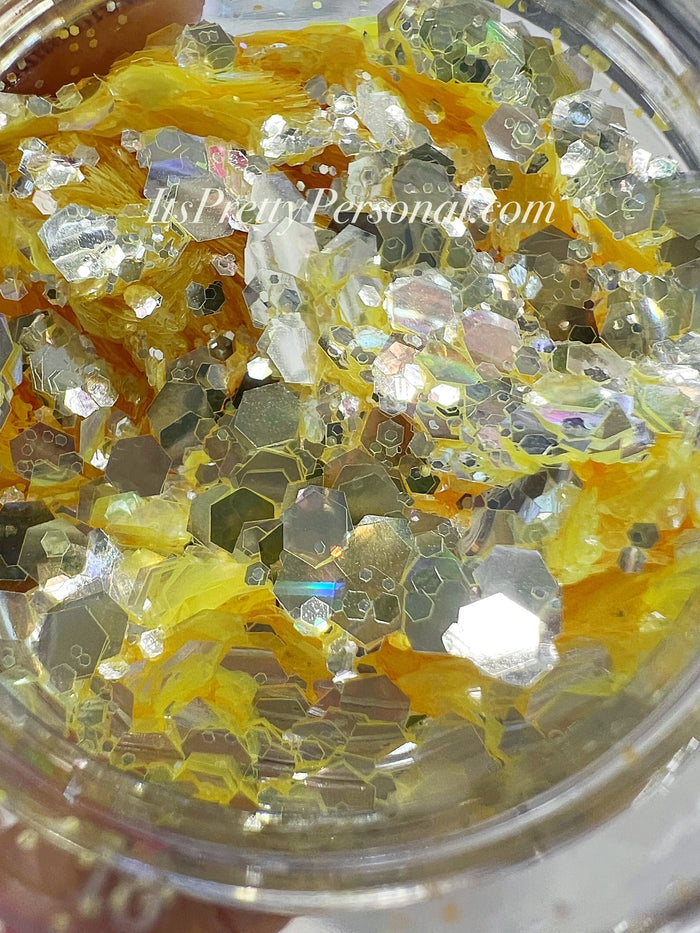 "Dreamy Daylight XL" -Pastel Yellow Holographic Glitter (Maker Box January 2026)