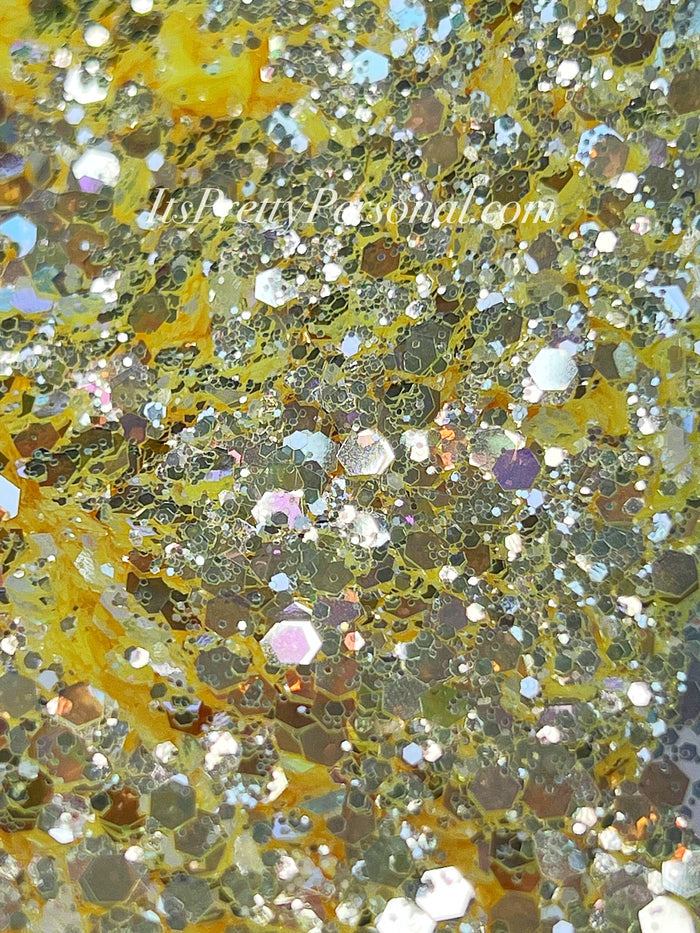 "Dreamy Daylight XL" -Pastel Yellow Holographic Glitter (Maker Box January 2026)