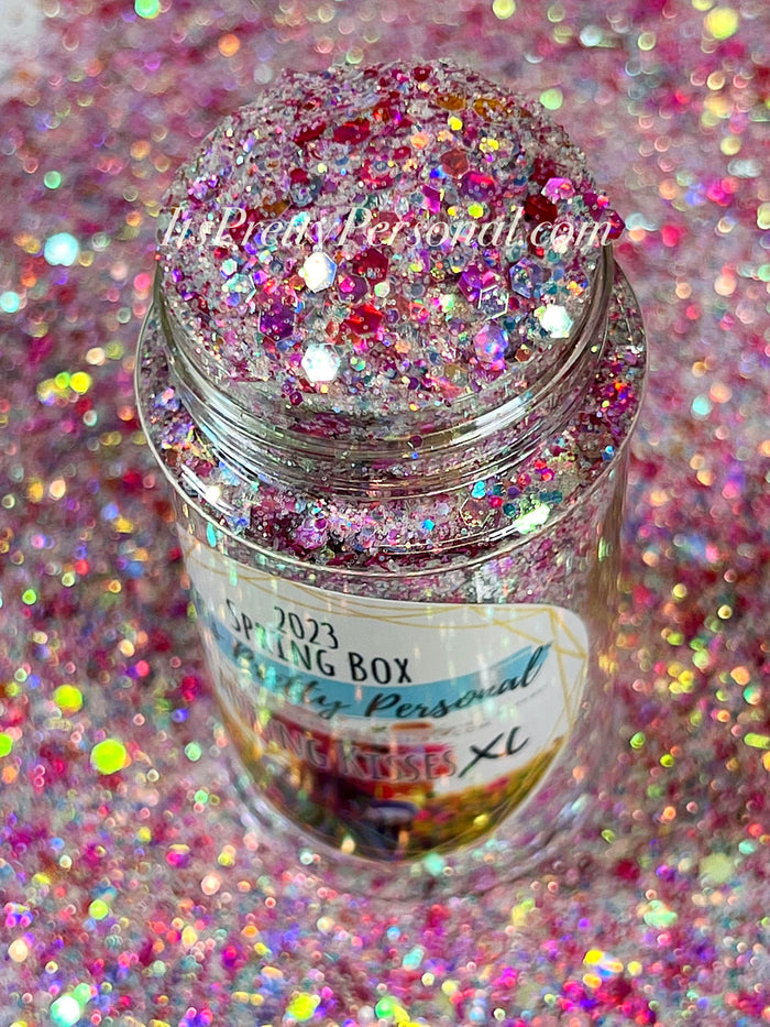 “Planting Kisses XL”- Makers Monthly Box Color