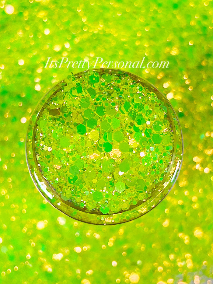 "Sunshine On A Cloudy Day XL”- Makers Monthly Box Color 2023 Summer